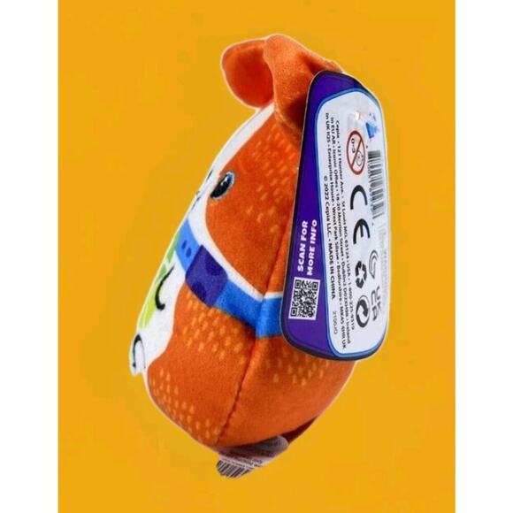 Dogs Vs Squirls Beanbag Plush Series #14 Camila NEW - Picture 4 of 4